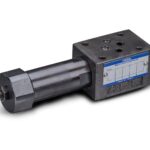 Modułowy zawór przelewowy Yuken MBA-01, MBB-01, MBP-01 – widok boczny z tabliczką znamionową